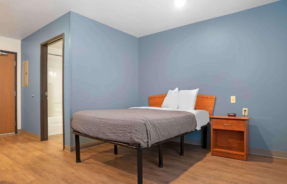 Standard Double Room - Non Smoking interior
